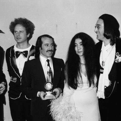 Yoko Ono L Histoire De Sa Photo Truquee Avec David Bowie Gala