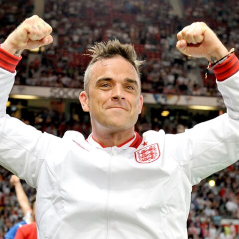 Robbie Williams tout en muscles sur Twitter - Gala