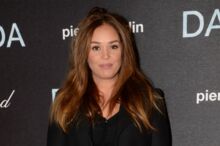 Lola Dewaere Astrid Et Raphaelle La Fille De Patrick Dewaere Ne Supporte Pas Son Physique Gala Paul kerjean, journaliste « grand reporter », reçoit un jour un coup de téléphone anonyme. lola dewaere astrid et raphaelle la