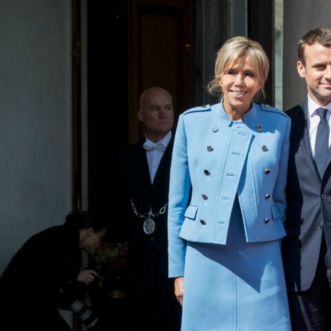 Emanuel Et Brigitte Macron Dans Les Cartons Ils Emmenagent Ce Week End A L Elysee Gala
