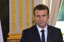 Non Emmanuel Macron Ne Parle Pas Du Pipi De Chat A Propos Du Travail De Ses Ministres Gala