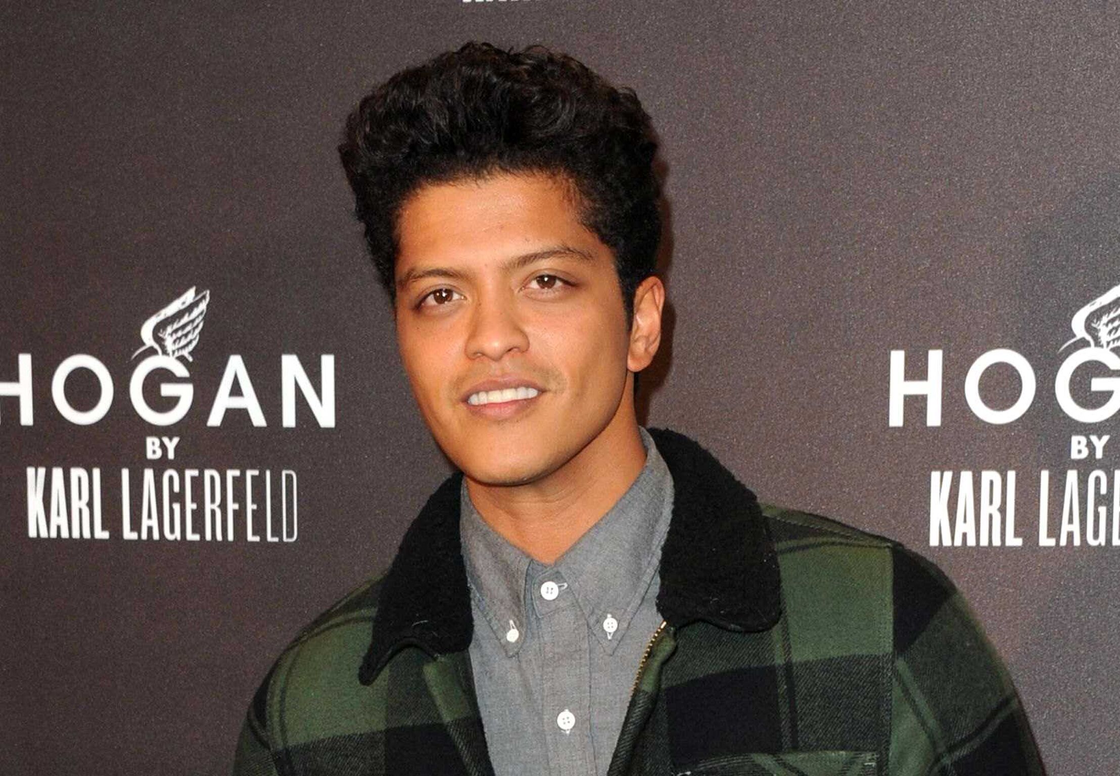 Bruno Mars La Biographie De Bruno Mars Avec Gala Fr