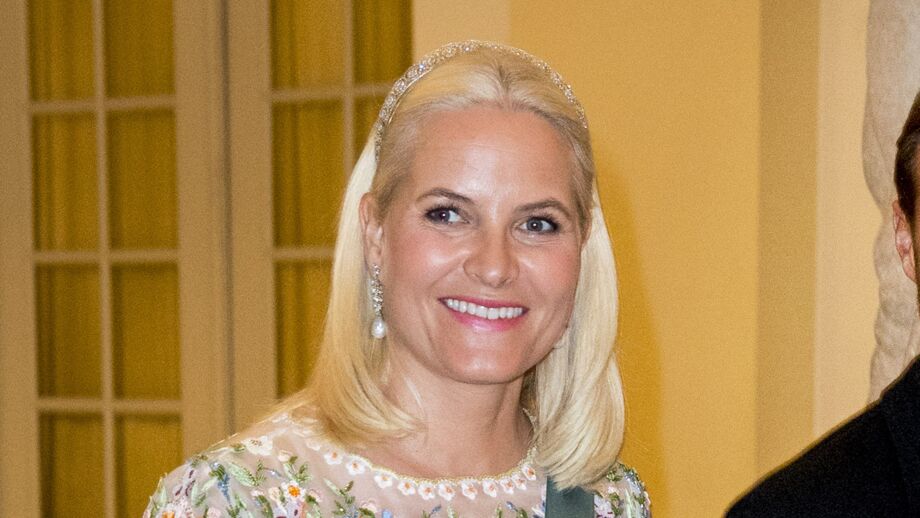 mette-marit de norvège - la biographie de mette-marit de norvège
