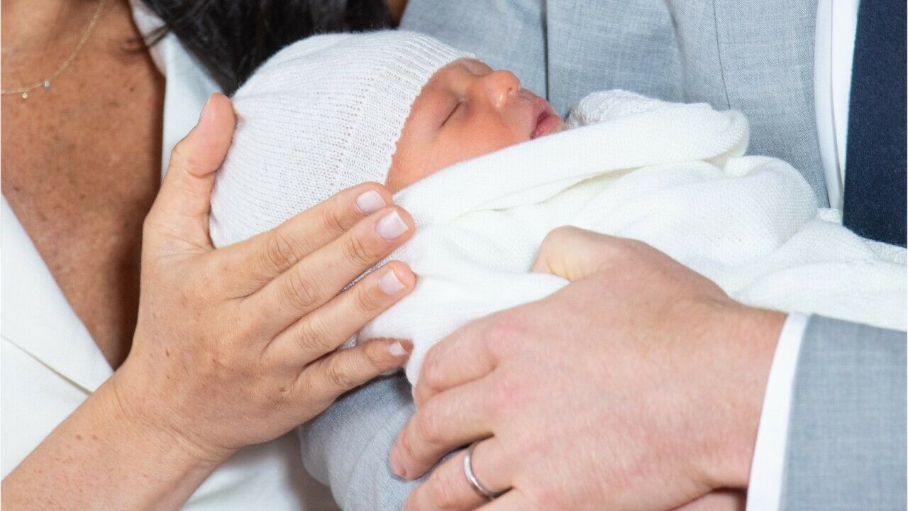 Un Royal Baby Metis Pour Meghan Markle Et Harry Deja Une Maladresse Gala