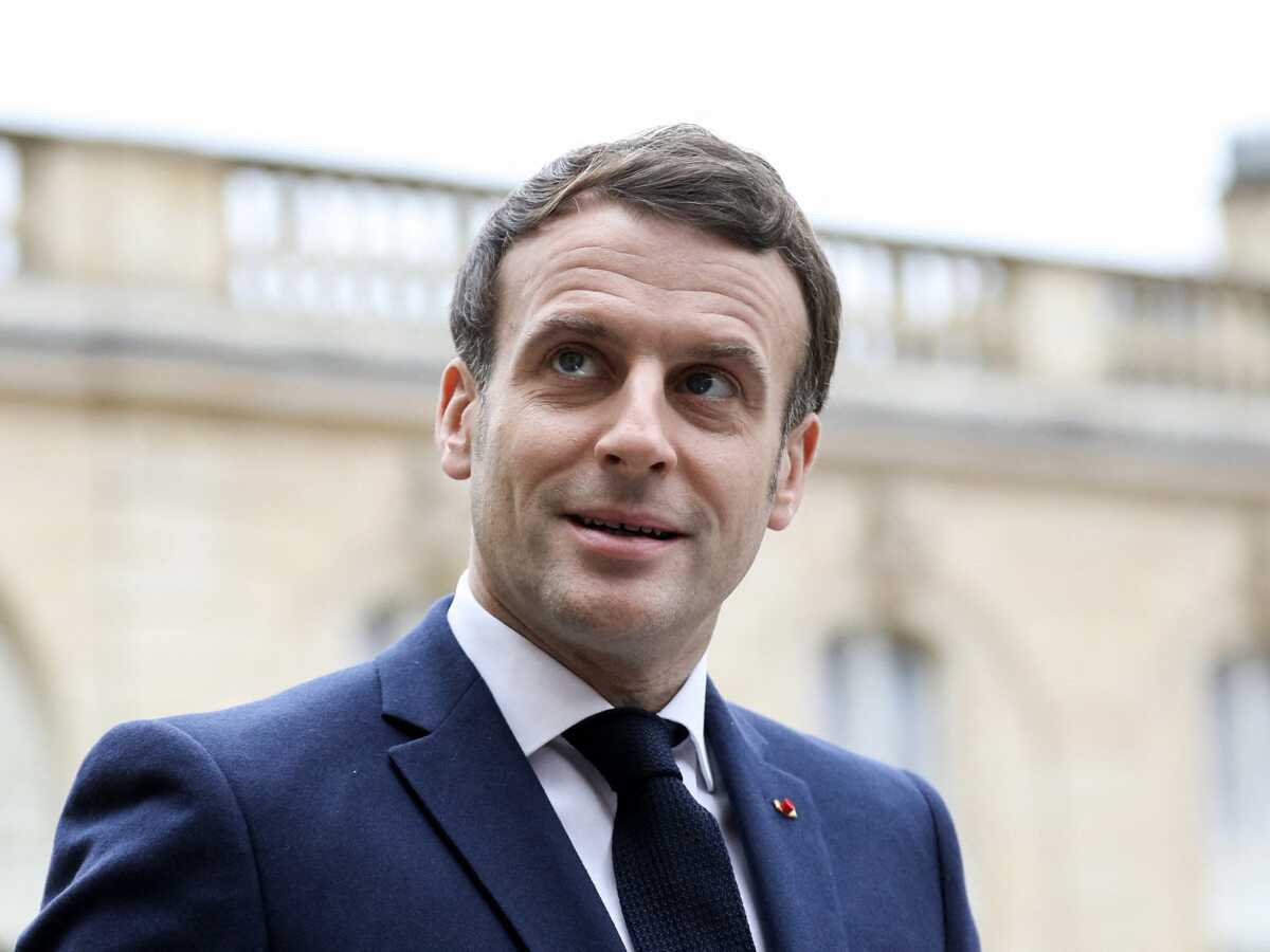 « C’est notre dernière cartouche » : comment Emmanuel Macron a décidé de ne pas reconfiner