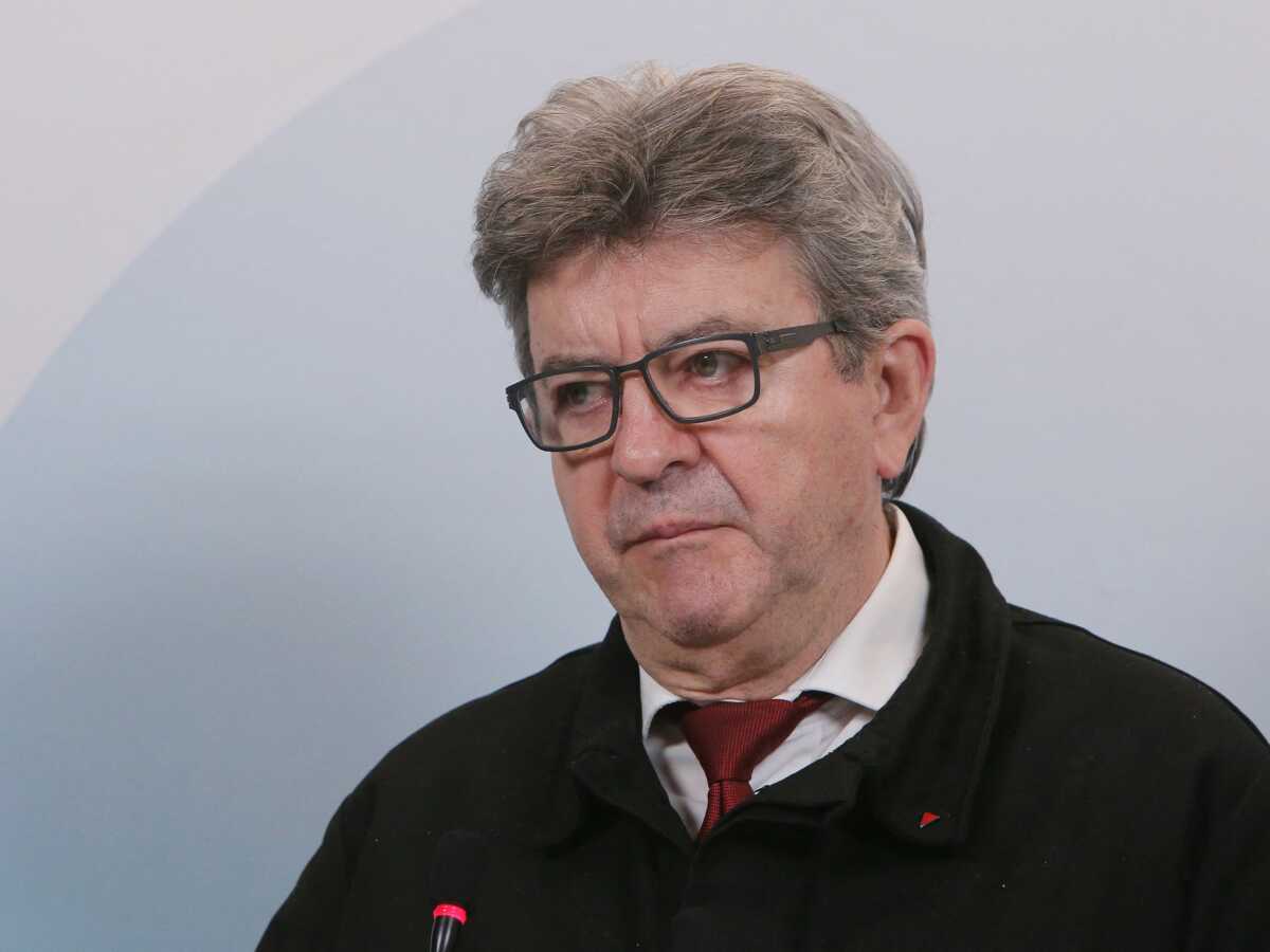 Égout néfaste : Jean-Luc Mélenchon méprise des journalistes