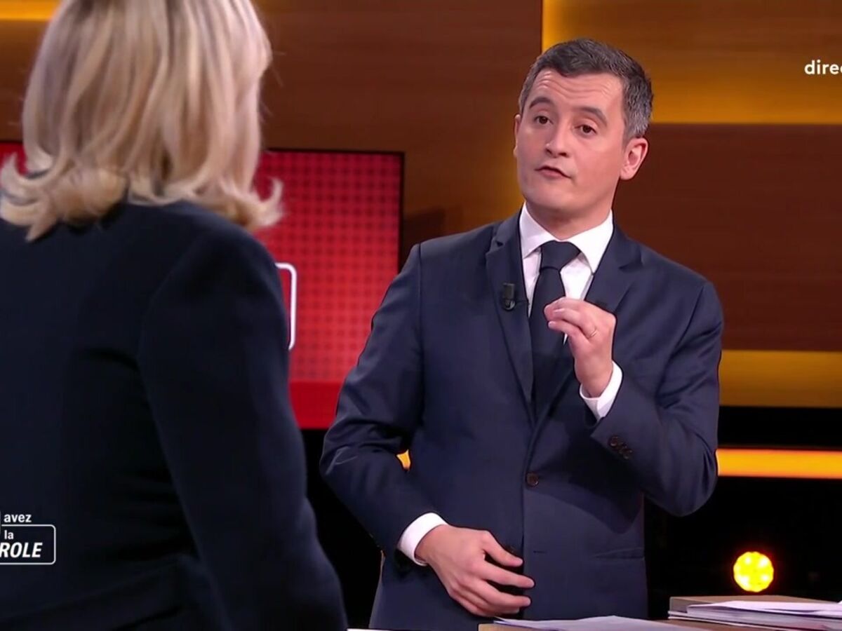 VIDÉO - Je vous trouve molle, un peu branlante : Gérald Darmanin tacle Marine Le Pen