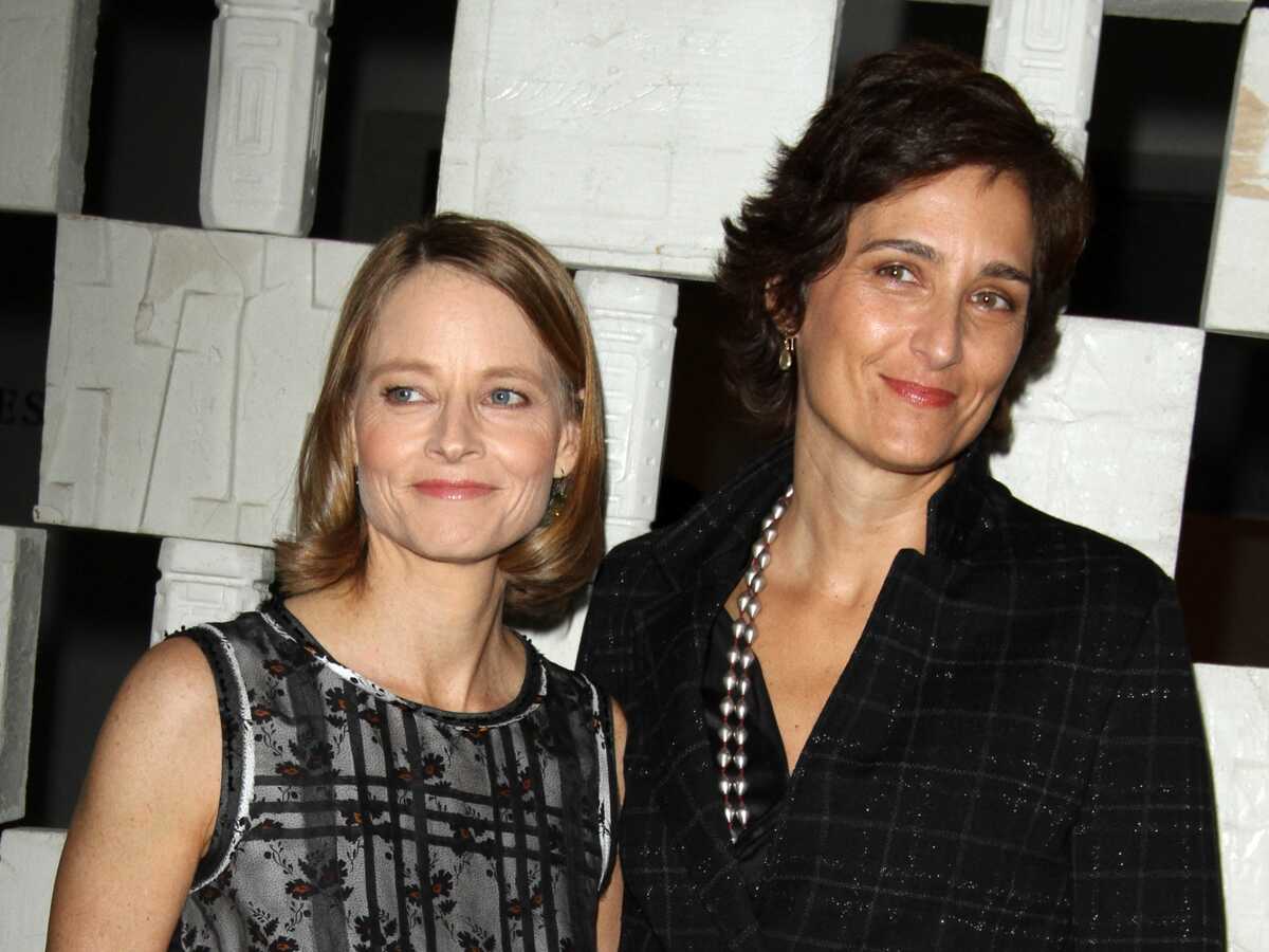 Jodie Foster et Alexandra Hedison : le couple s’embrasse en direct aux Golden Globes