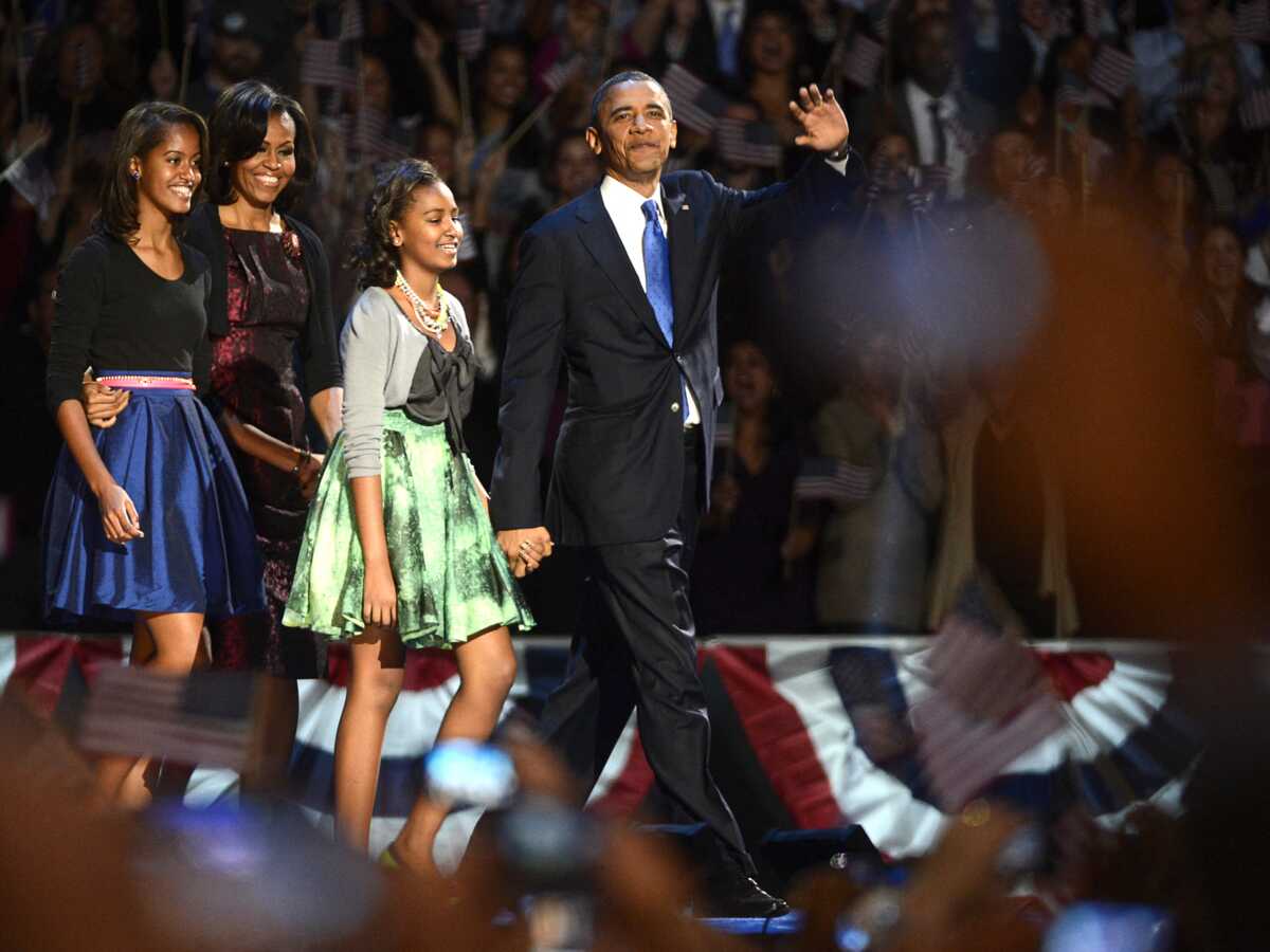 Barack et Michelle Obama : à la maison, ce sont leurs filles Sasha et Malia qui tiennent la dragée haute