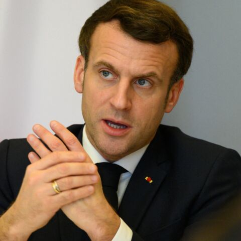 « Summum de la bêtise » : la stratégie d'Emmanuel Macron conspuée