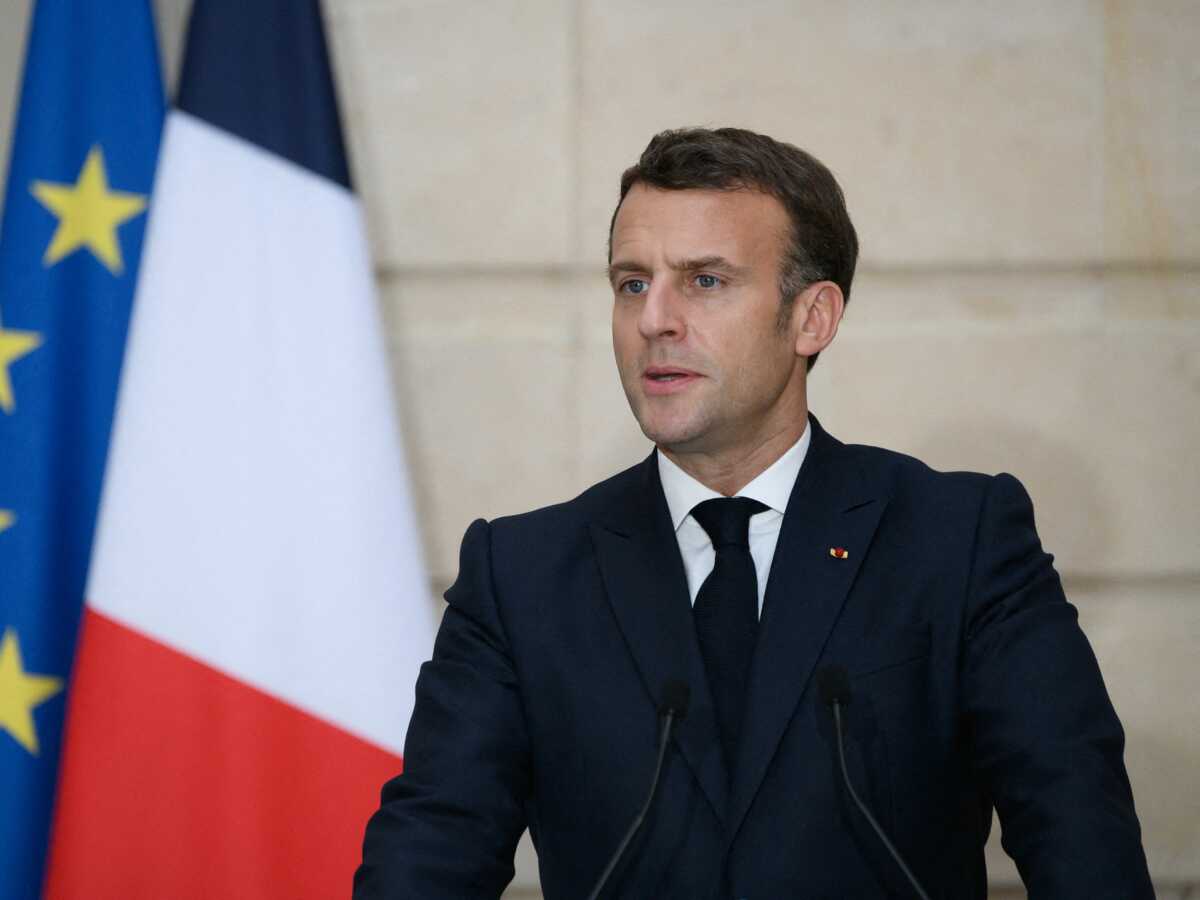 Emmanuel Macron marqué par les soucis : ses rides lui vont bien assure un élu