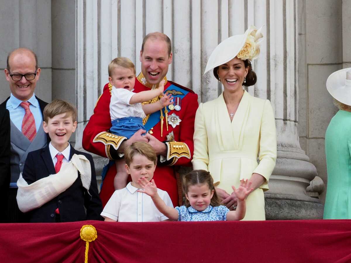 Le prince William «parle constamment à ses enfants de mamie Diana »... Ces révélations touchantes