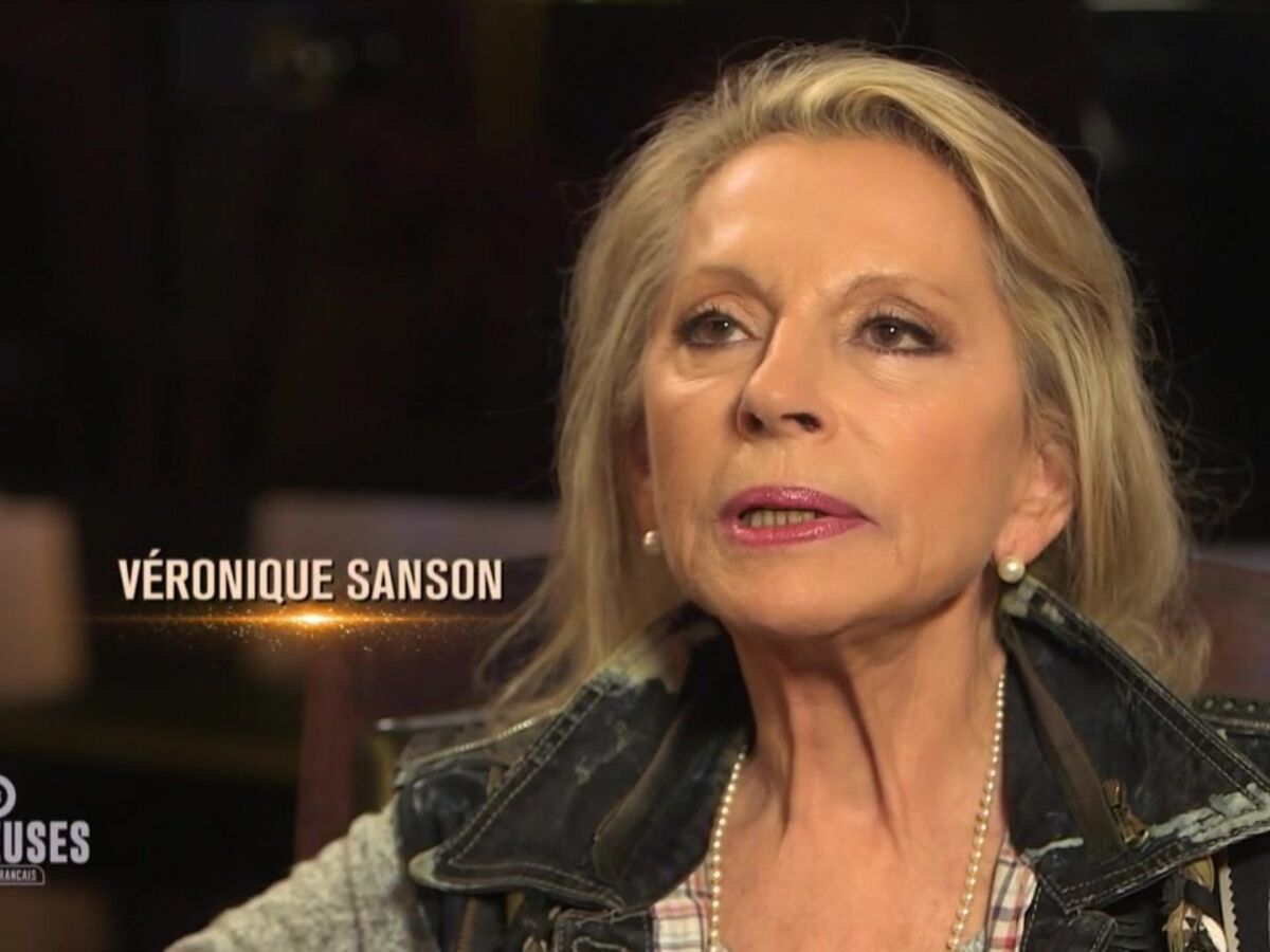 VIDEO - Rupture, garde de son fils... Véronique Sanson revient sur ses années difficiles