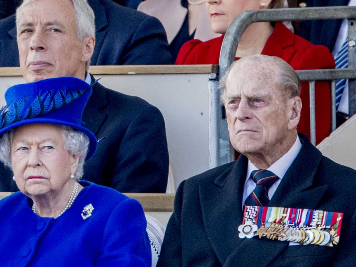 VIDÉO - Mort du prince Philip : ces humiliations subies par le duc d'Édimbourg