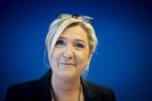 Marine Le Pen Une Balle De Ping Pong Cette Drole D Analyse Gala