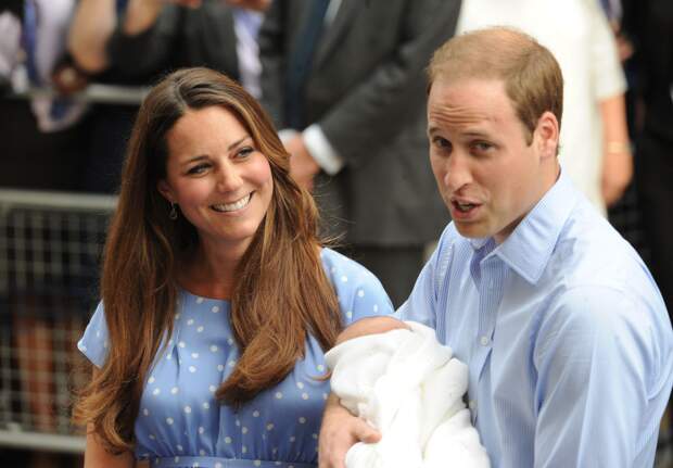 PHOTOS - Kate Middleton et William : leurs plus belles photos avec leurs trois enfants