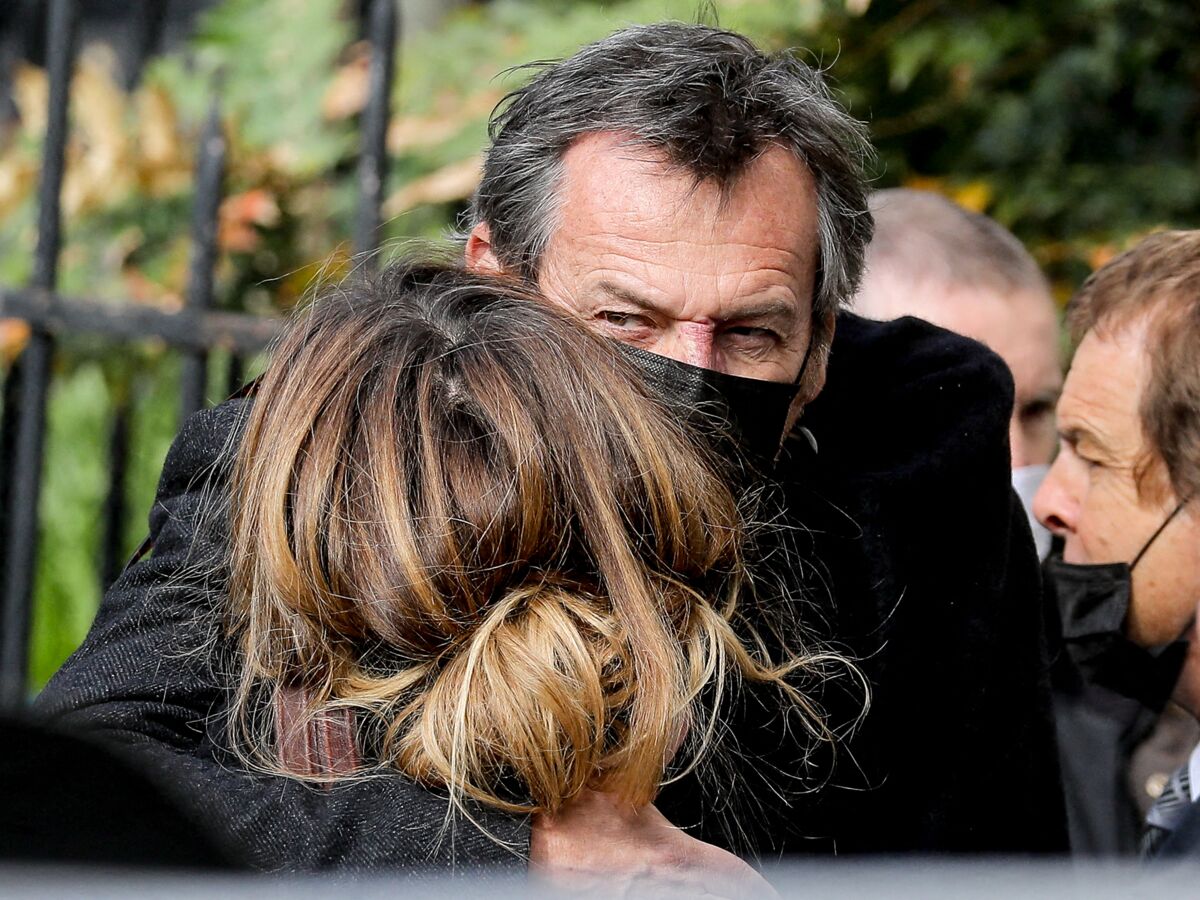 PHOTO - Obsèques d'Yves Rénier : l'adieu ému de Jean-Luc Reichmann