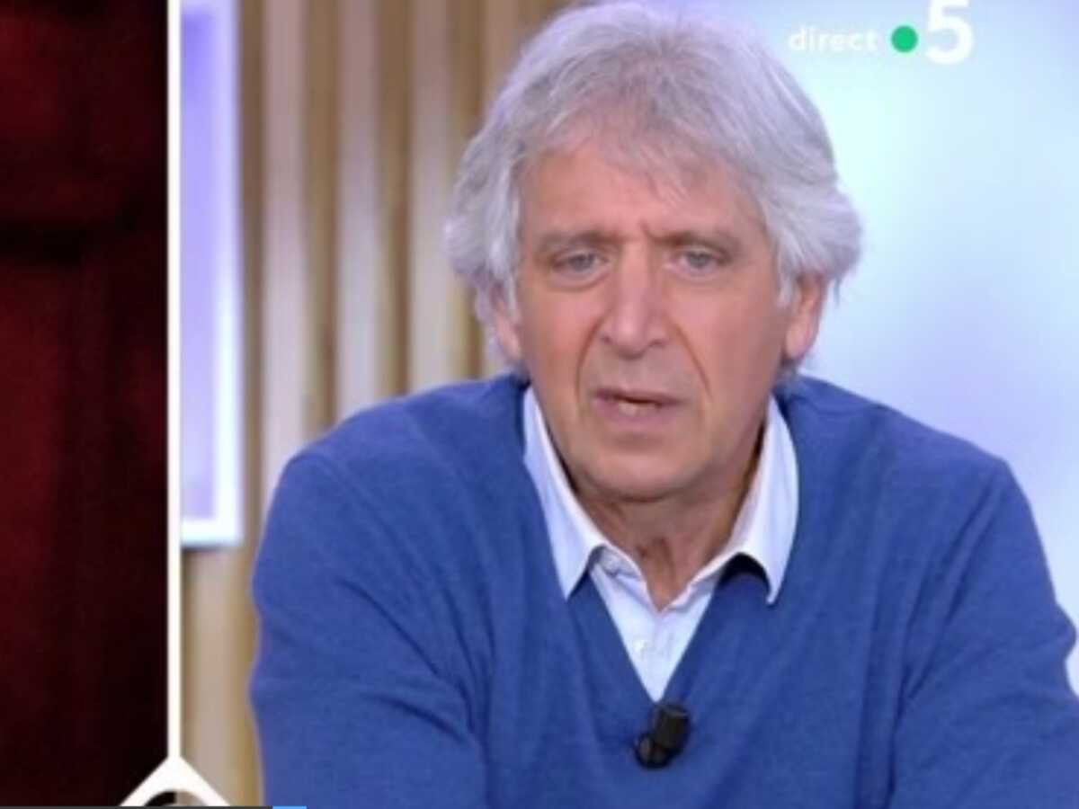 VIDÉO - Yves Duteil : son hommage bouleversant à Jacques Chirac