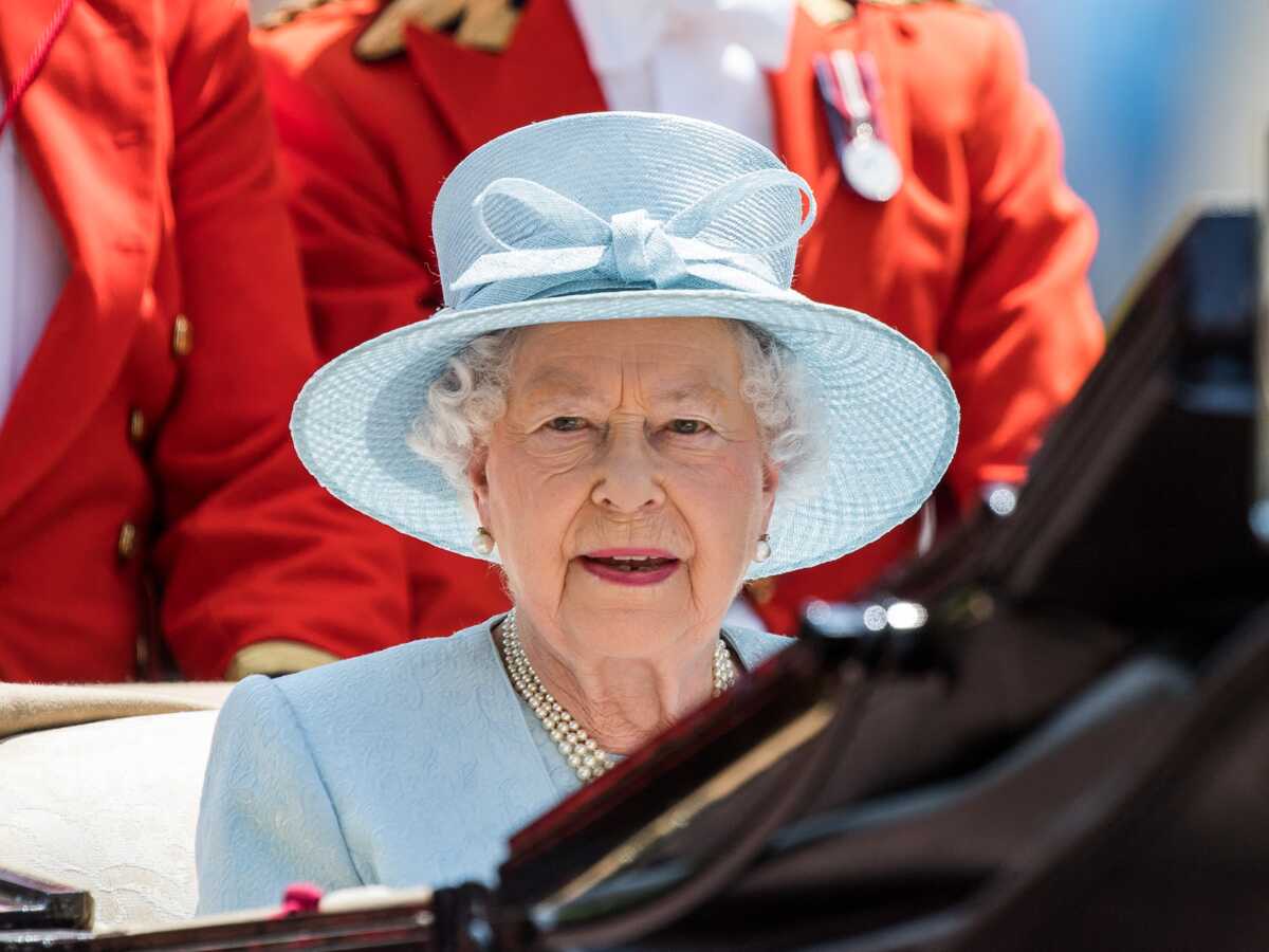 Elizabeth II désarçonnée par l'impudeur d'Harry : Elle n'arrive pas à comprendre