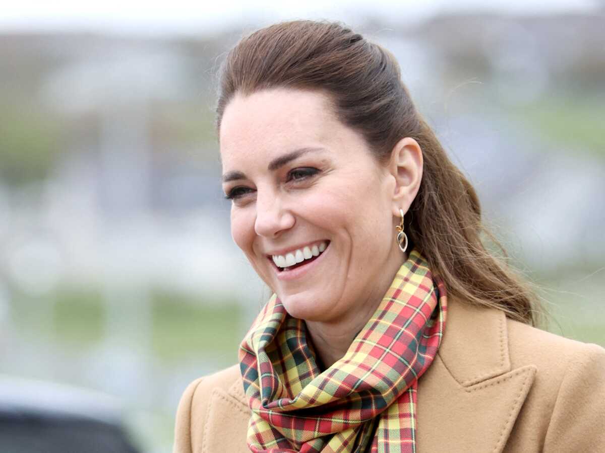 PHOTOS - Kate Middleton : cette paire de boucles d'oreilles qu'elle ne quitte plus