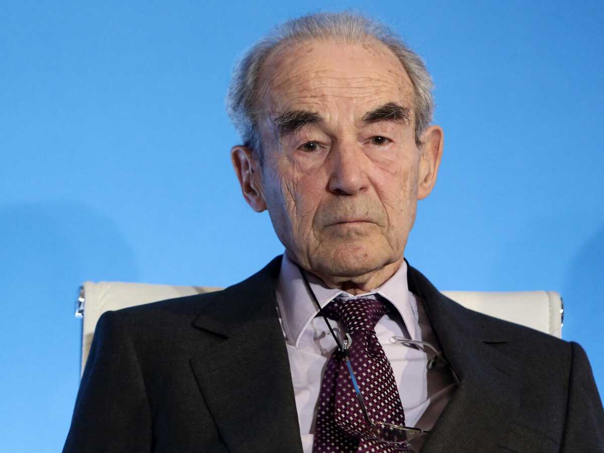 Je ne supporte plus ça : Robert Badinter très remonté se livre face à Ali Baddou