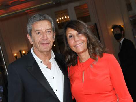 PHOTOS - Michel Cymes et son épouse Nathalie s'affichent lors d'une rare sortie en couple