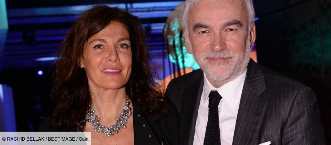 Qui Est La Compagne De Pascal Praud PHOTOS – Pascal Praud et sa compagne Catherine en amoureux à la Baule