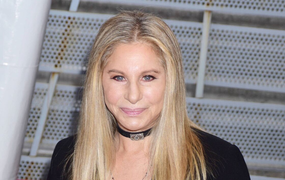Barbra Streisand sur le tapis rouge du film 
