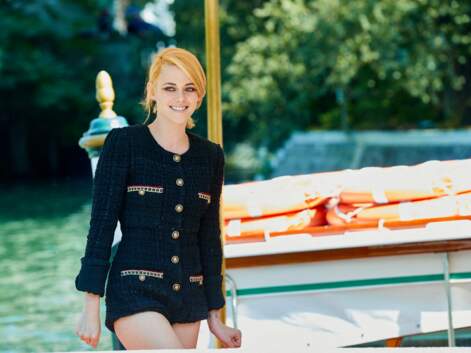 PHOTOS - Kristen Stewart ravissante à Venise avec un chignon flou et les cheveux blond vénitien