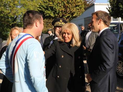 PHOTOS - Emmanuel Macron footballeur : Brigitte présente pour le soutenir !