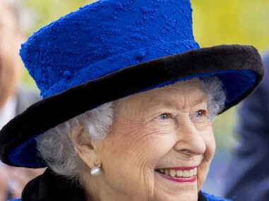 PHOTOS - Elizabeth II : les plus beaux chapeaux de la reine d'Angleterre