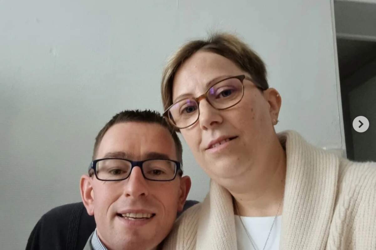Lamour Est Dans Le Pre 2021 Presentatrice PHOTOS - L'amour est dans le pré 2021 : que deviennent les candidats  emblématiques de l'émission champêtre ? - Gala