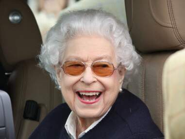 PHOTO - Elizabeth II tout sourire : son apparition surprise rassure les Britanniques