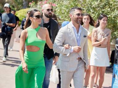 PHOTOS - Cannes 2022 : Eva Longoria stylée en tenue vert fluo, elle fait sensation !