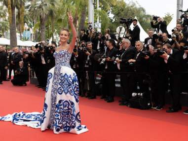 PHOTOS - Cannes 2022 : Sharon Stone sensationnelle : elle fait le show sur la croisette 