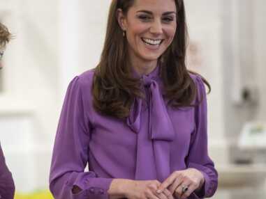 PHOTOS - Les plus beaux looks de Kate Middleton en col lavallière