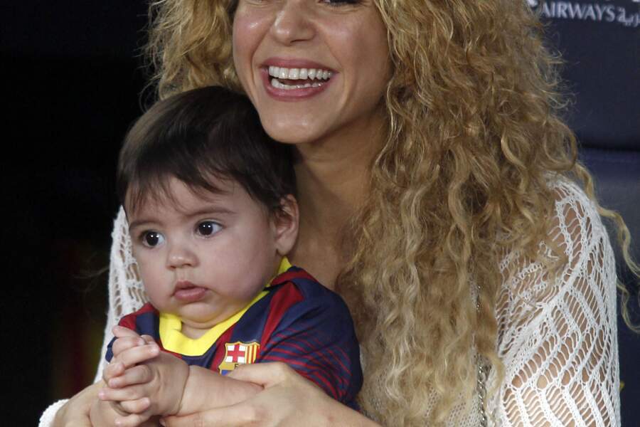 PHOTOS - Shakira : retour sur son évolution capillaire - Gala