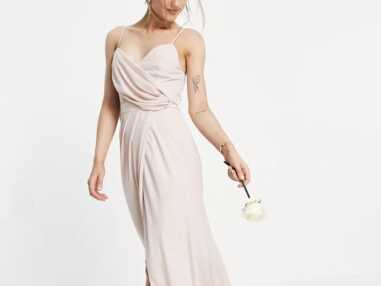 20 robes de demoiselles d'honneur parfaites pour les mariages d'été