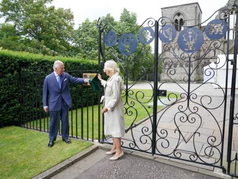 PHOTOS - Charles III et Camilla de sortie pour inaugurer... un portail !