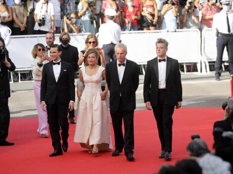 PHOTOS - Benjamin Biolay en forme à Cannes avec Blanche Gardin et l'équipe du film « France »