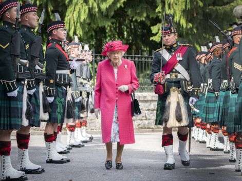 PHOTOS - Elizabeth II en vacances : arrivée royale à Balmoral 