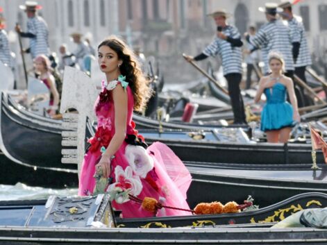 PHOTOS - Deva Cassel, Kitty Spencer, January Jones au défilé Dolce & Gabbana à Venise