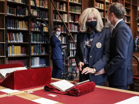 PHOTOS - Brigitte et Emmanuel Macron, complices lors de leur visite à la Bibliothèque nationale de France