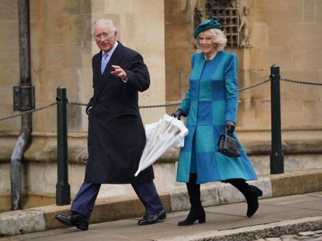 PHOTOS - Le prince Charles et Camilla, très élégants, se rendent à la messe de Noël