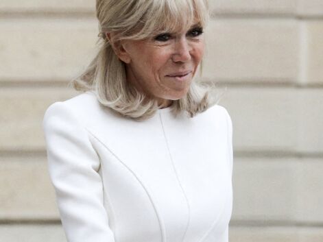 PHOTOS - Brigitte Macron chic en robe courte bicolore signée Louis Vuitton