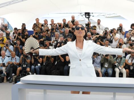PHOTOS - Cannes 2022 : Rossy de Palma fait le show devant les photographes !