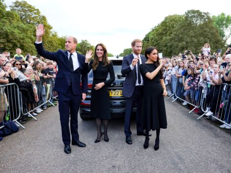 PHOTOS - Mort d’Elizabeth II : l’apparition surprise de William et Harry, Kate et Meghan, les Fab Four réunis dans le deuil