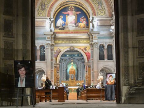 PHOTOS - Hommage à Charlotte Valandrey : Brigitte Macron, Dominique Besnehard réunis pour un ultime adieu
