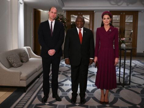 PHOTOS - Kate Middleton rayonne avec un total-look bordeaux et les bijoux de Lady Diana 