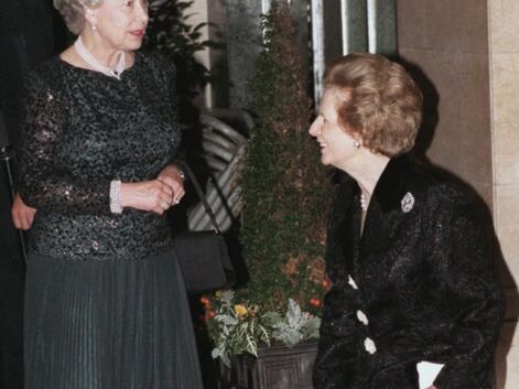 PHOTOS – Meghan Markle, Theresa May, Lady Diana… les révérences les plus ratées du Gotha